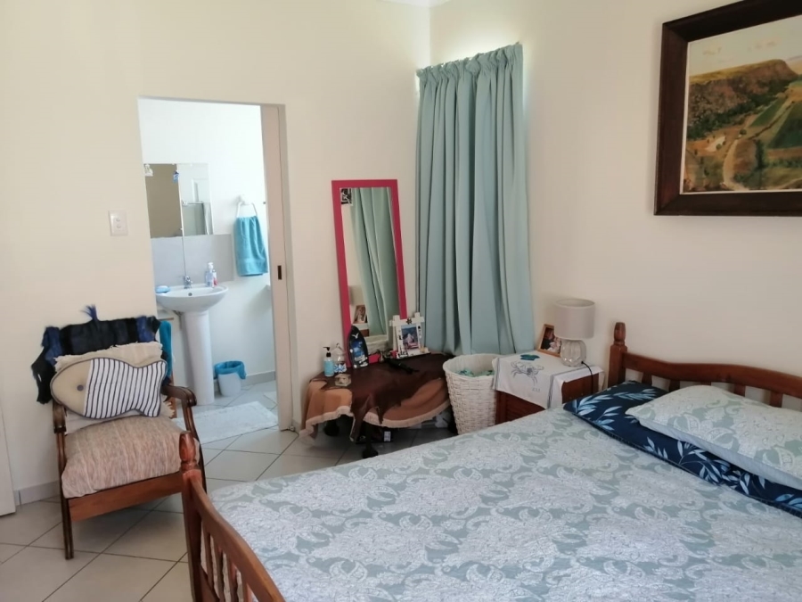 3 Bedroom Property for Sale in Kidds Beach Eastern Cape
